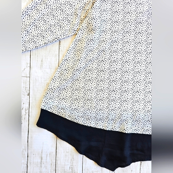 Adrianna Papell Stretchy Slinky Ivory/White & Black Plus Blouse Top Half Sleeve - Picture 4 of 7